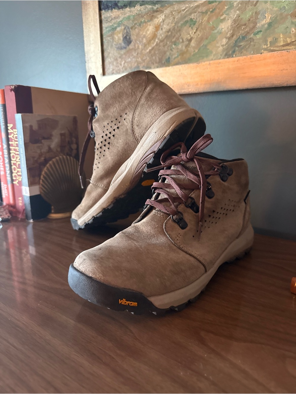 Danner Women’s Chukka Inquire 4” Hiking Boots size 8.5 - Picture 2 of 5